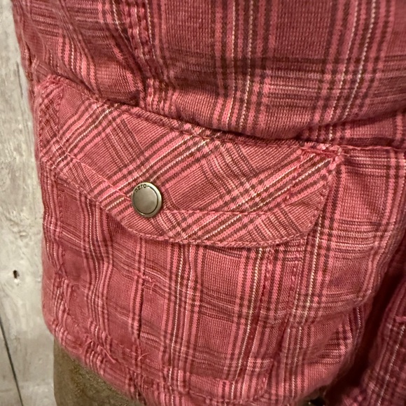 Aeropostale Fuchsia Hooded Puffer Vest - Picture 2 of 8